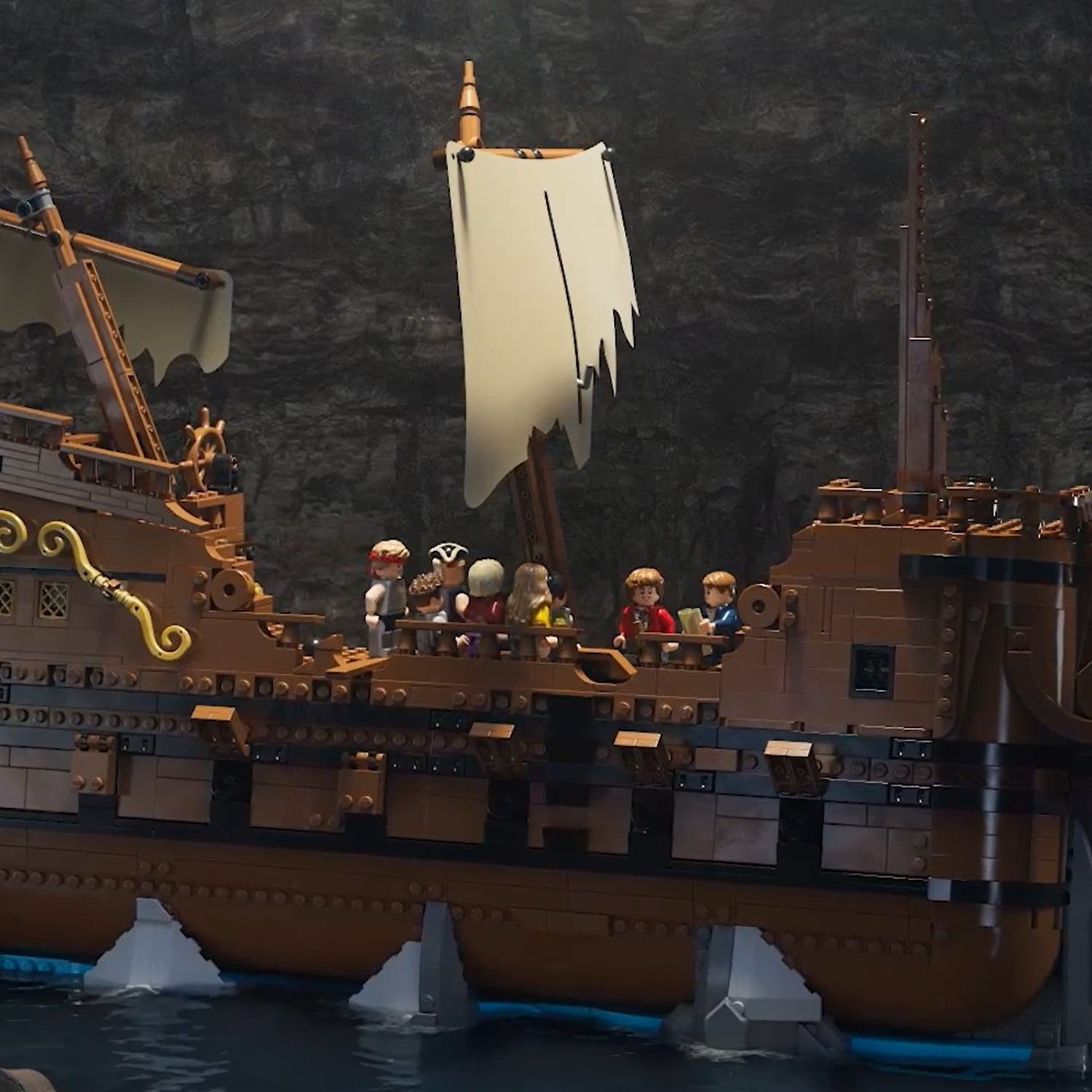 LEGO Ideas 21363 - Image 4/21