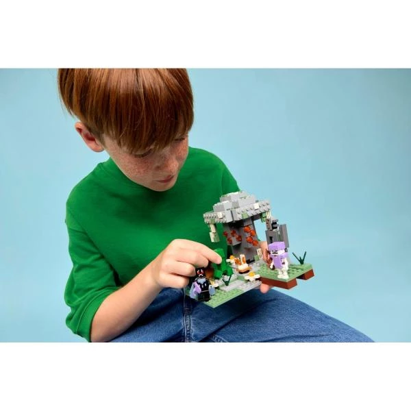 LEGO Minecraft 21586 - Image 9/12