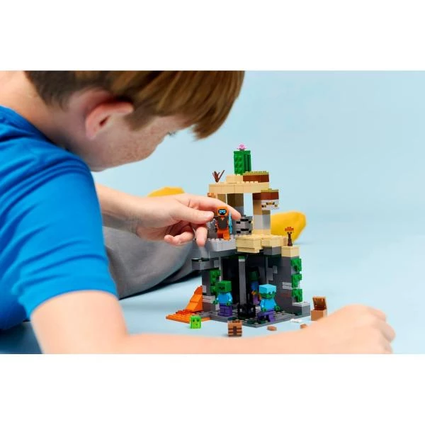 LEGO Minecraft 21587 - Image 9/12
