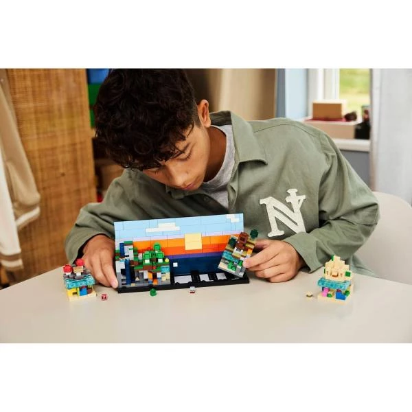 LEGO Minecraft 21589 - Image 11/15